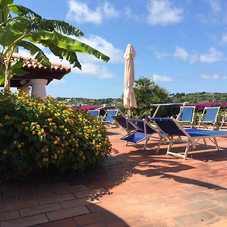 Villetta Con Giardino Esclusivo Di 1000 Mq, Piscina, Tennis, Calcio, Bocce Forio di Ischia Eksteriør bilde