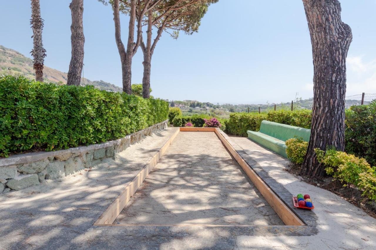 Villetta Con Giardino Esclusivo Di 1000 Mq, Piscina, Tennis, Calcio, Bocce Forio di Ischia Eksteriør bilde