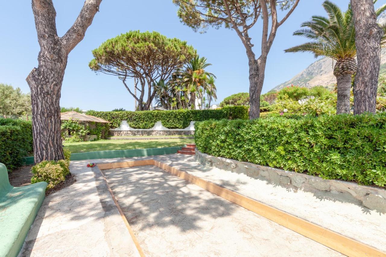 Villetta Con Giardino Esclusivo Di 1000 Mq, Piscina, Tennis, Calcio, Bocce Forio di Ischia Eksteriør bilde