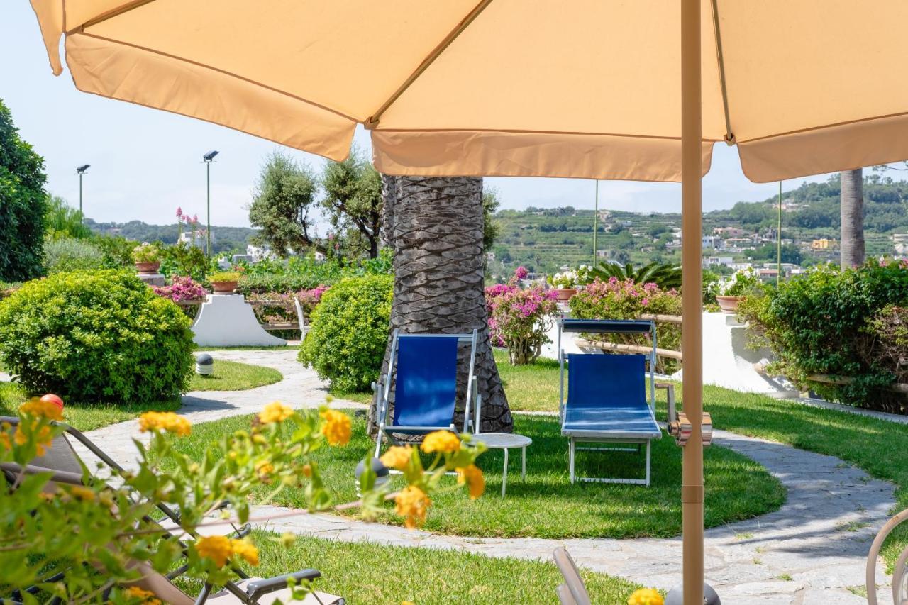 Villetta Con Giardino Esclusivo Di 1000 Mq, Piscina, Tennis, Calcio, Bocce Forio di Ischia Eksteriør bilde