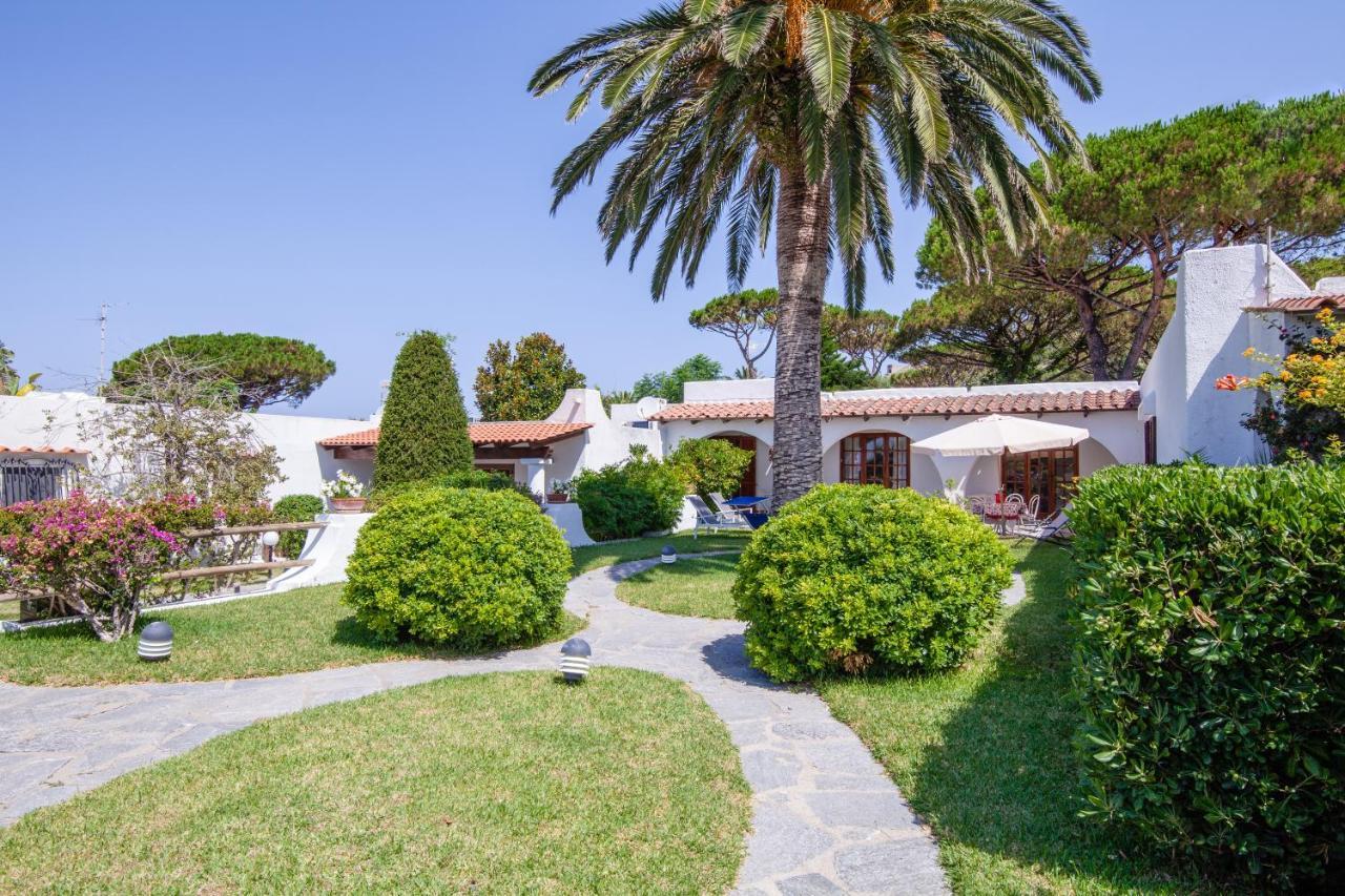 Villetta Con Giardino Esclusivo Di 1000 Mq, Piscina, Tennis, Calcio, Bocce Forio di Ischia Eksteriør bilde