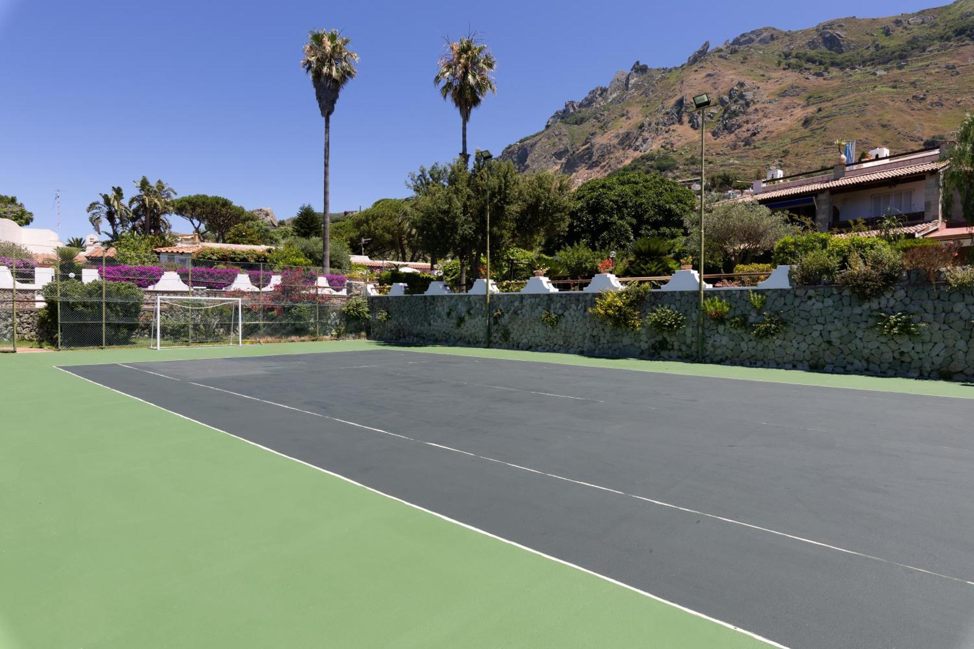 Villetta Con Giardino Esclusivo Di 1000 Mq, Piscina, Tennis, Calcio, Bocce Forio di Ischia Eksteriør bilde
